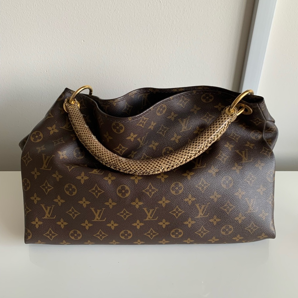 Louis Vuitton Artsy Python Handle